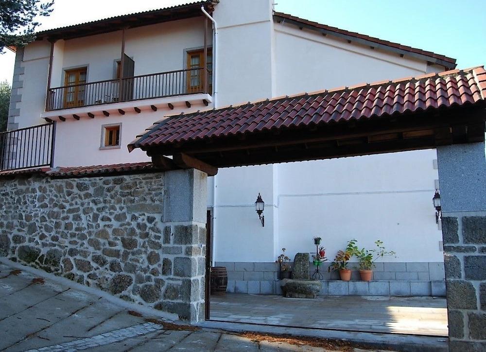 Hotel Cinco Castanos Канделарио Экстерьер фото