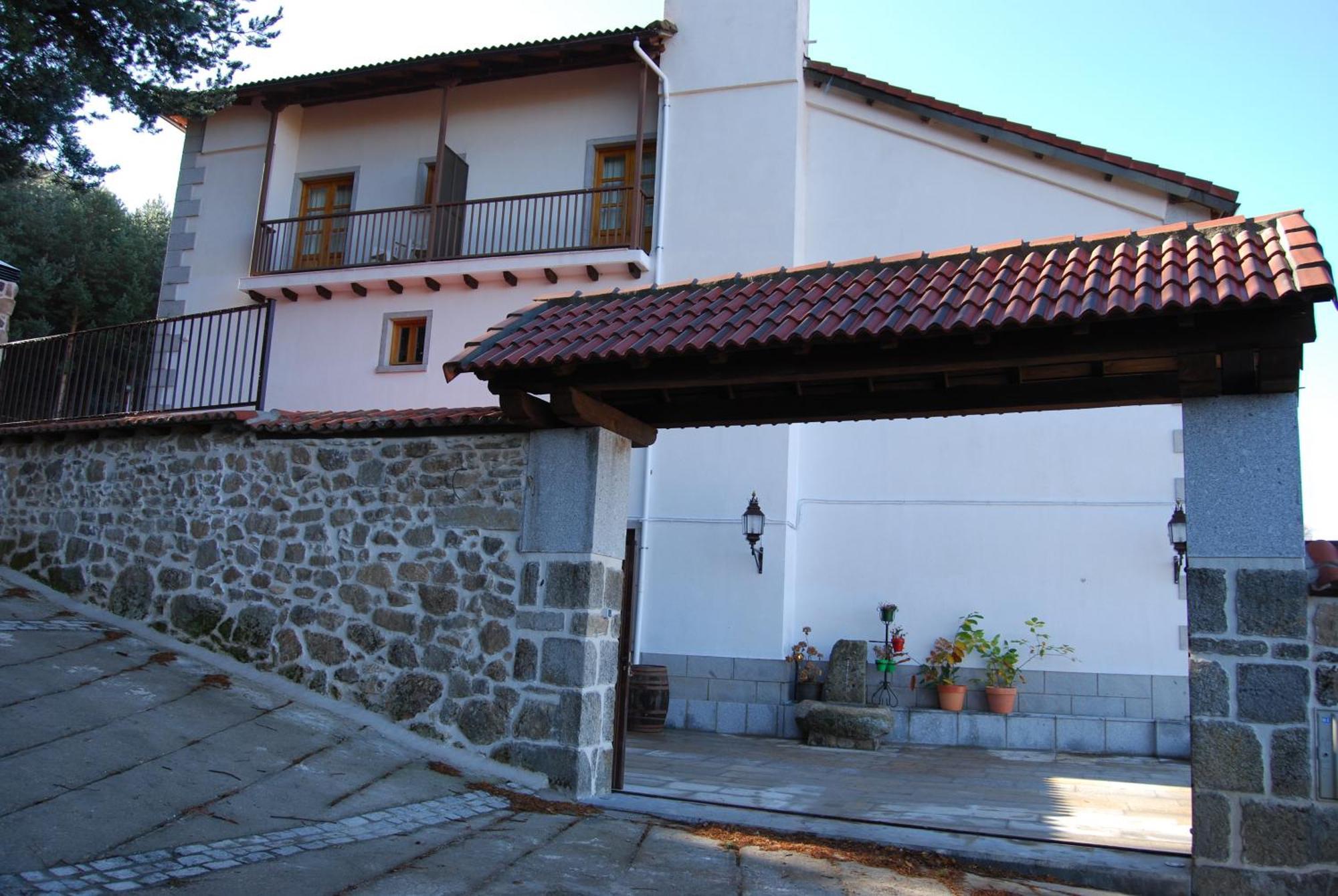 Hotel Cinco Castanos Канделарио Экстерьер фото